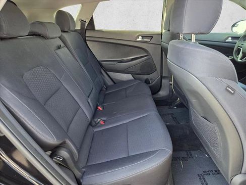 Used 2021 Hyundai Tucson SE FWD image 22