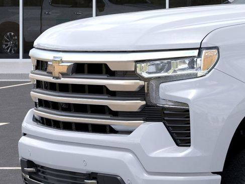 New 2026 Chevrolet Silverado 1500 High Country AWD/4WD image 13