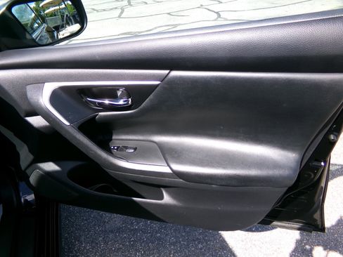 Used 2017 Nissan Altima 2.5 S image 23