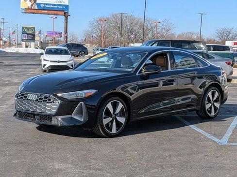 Used 2025 Audi A5 2.0T Premium w/ Convenience Package image 3