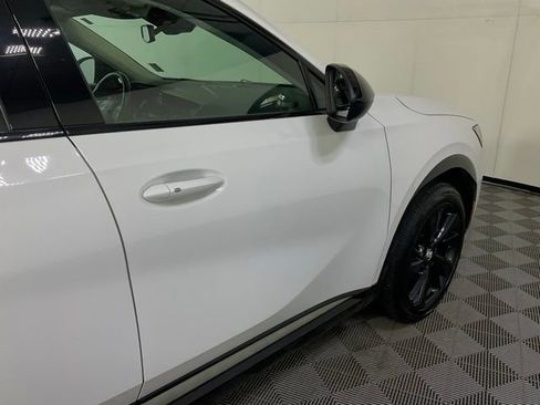 Used 2023 Buick Envision Preferred w/ Sport Touring Package image 9