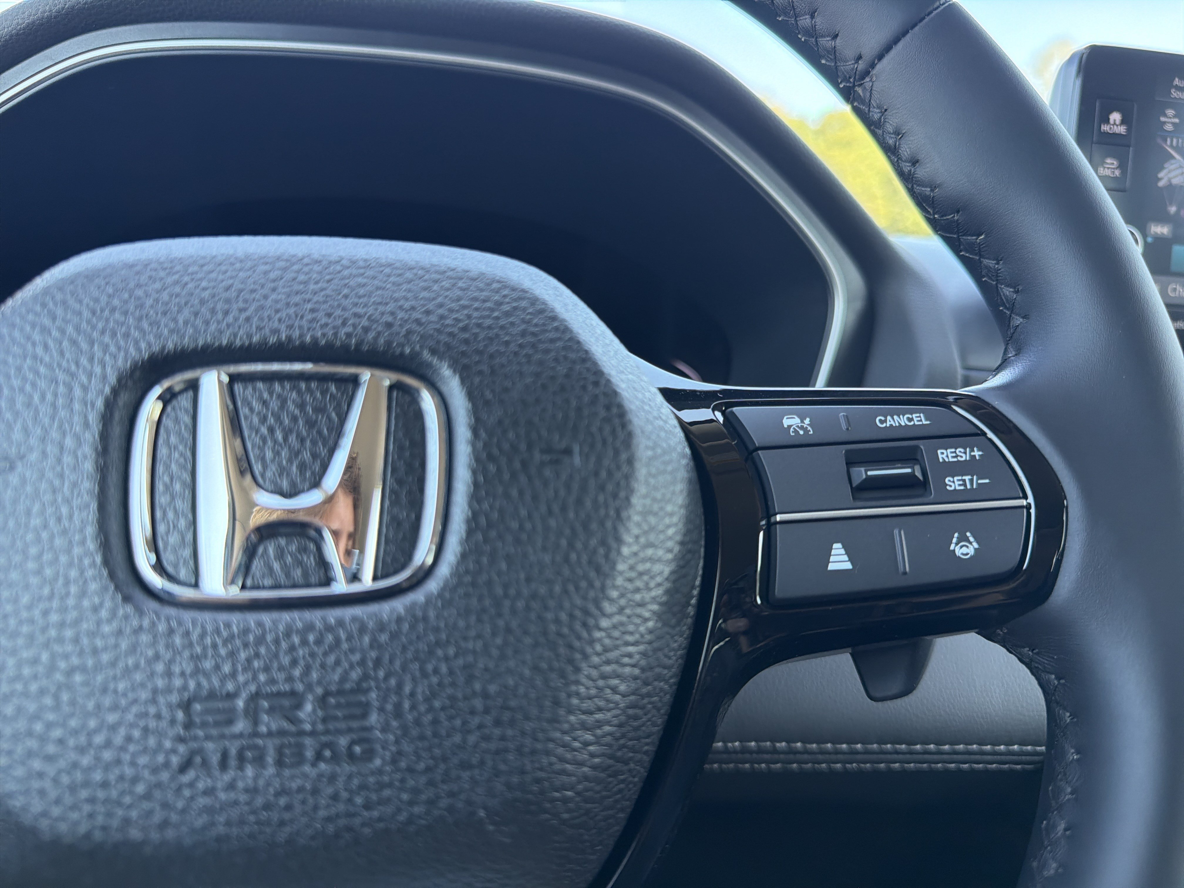 Used 2023 Honda Pilot Touring image 27