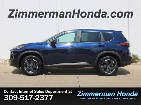 Used 2024 Nissan Rogue SV w/ SV Premium Package AWD/4WD image 25