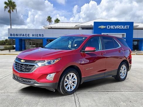 Used 2021 Chevrolet Equinox LT image 2