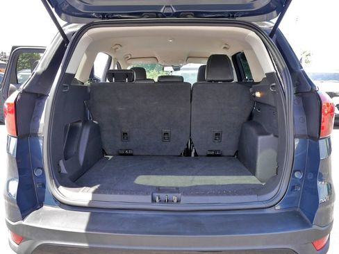 Used 2019 Ford Escape SE FWD image 16