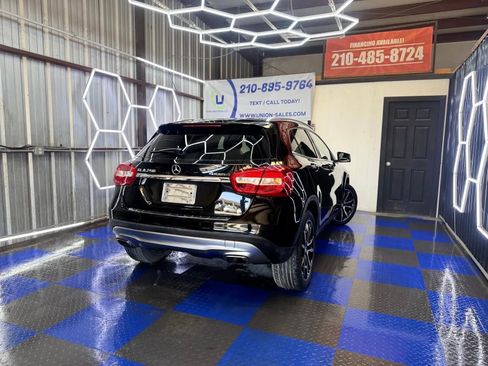Used 2015 Mercedes-Benz GLA 250 4MATIC image 21