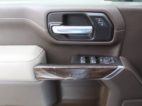 Used 2020 GMC Sierra 2500 SLE w/ SLE Value Package; image 34