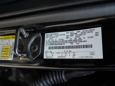 Used 2019 Ford F150 XLT w/ Equipment Group 302A Luxury AWD/4WD image 37