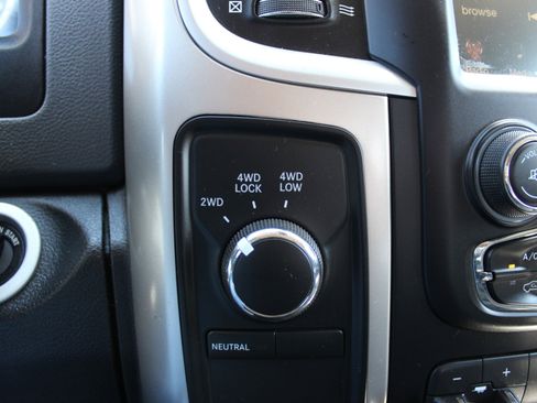 Used 2017 RAM 2500 Big Horn AWD/4WD image 24