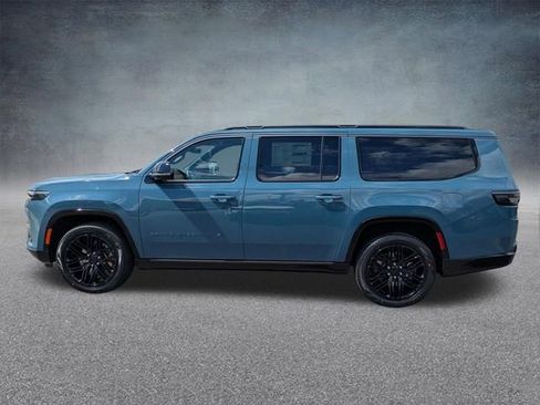 New 2026 Jeep Grand Wagoneer L Limited AWD/4WD image 7