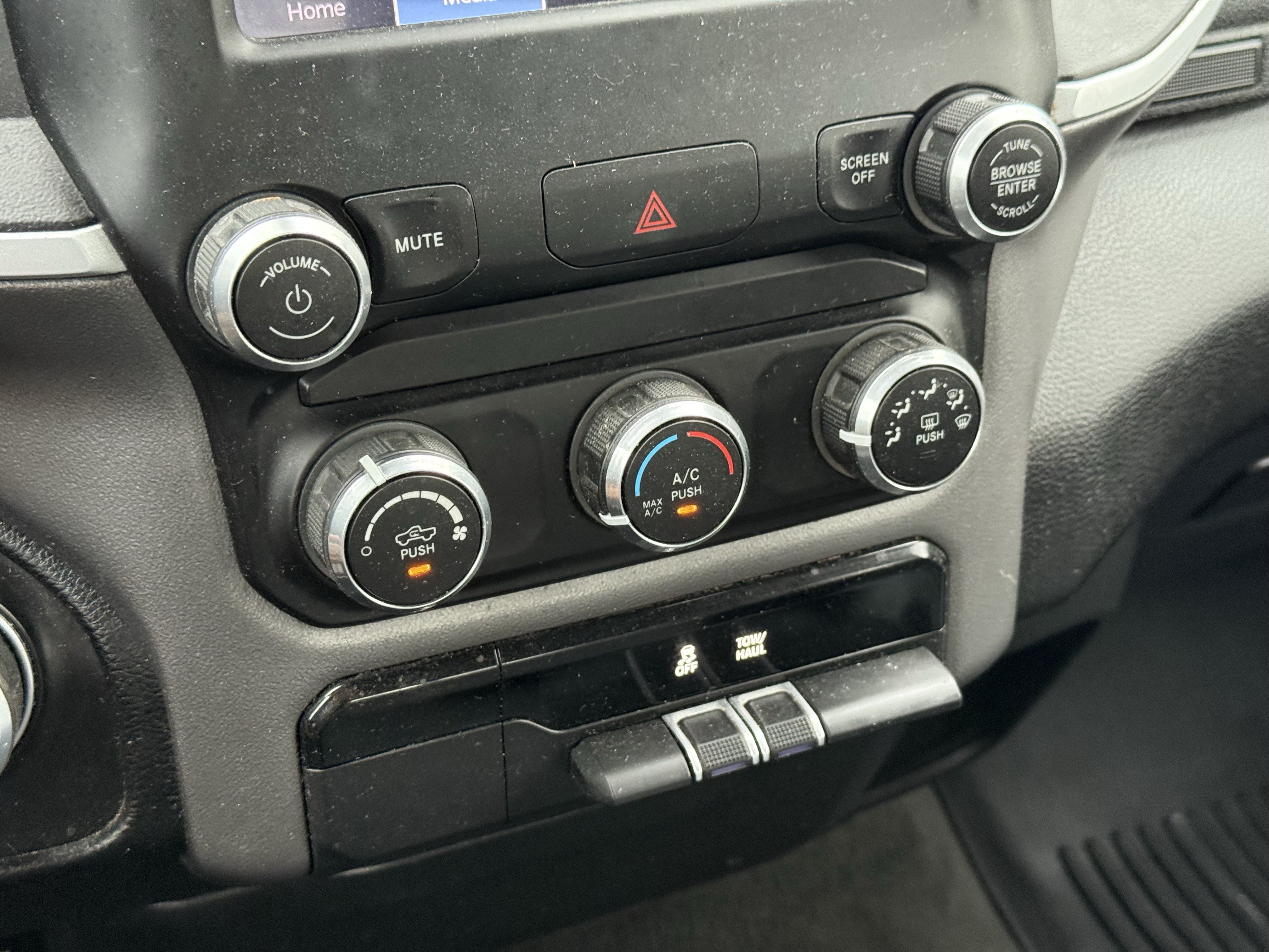 Used 2022 RAM 1500 Lone Star AWD/4WD image 22