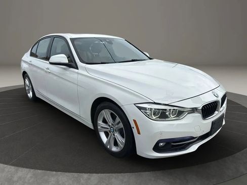 Used 2016 BMW 328i xDrive 328i xDrive Sedan 4D image 3