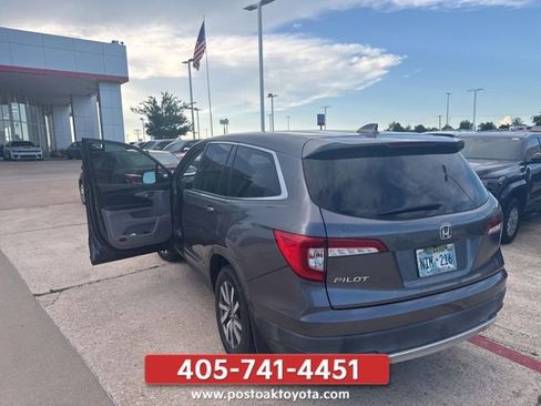 Used 2021 Honda Pilot EX image 4