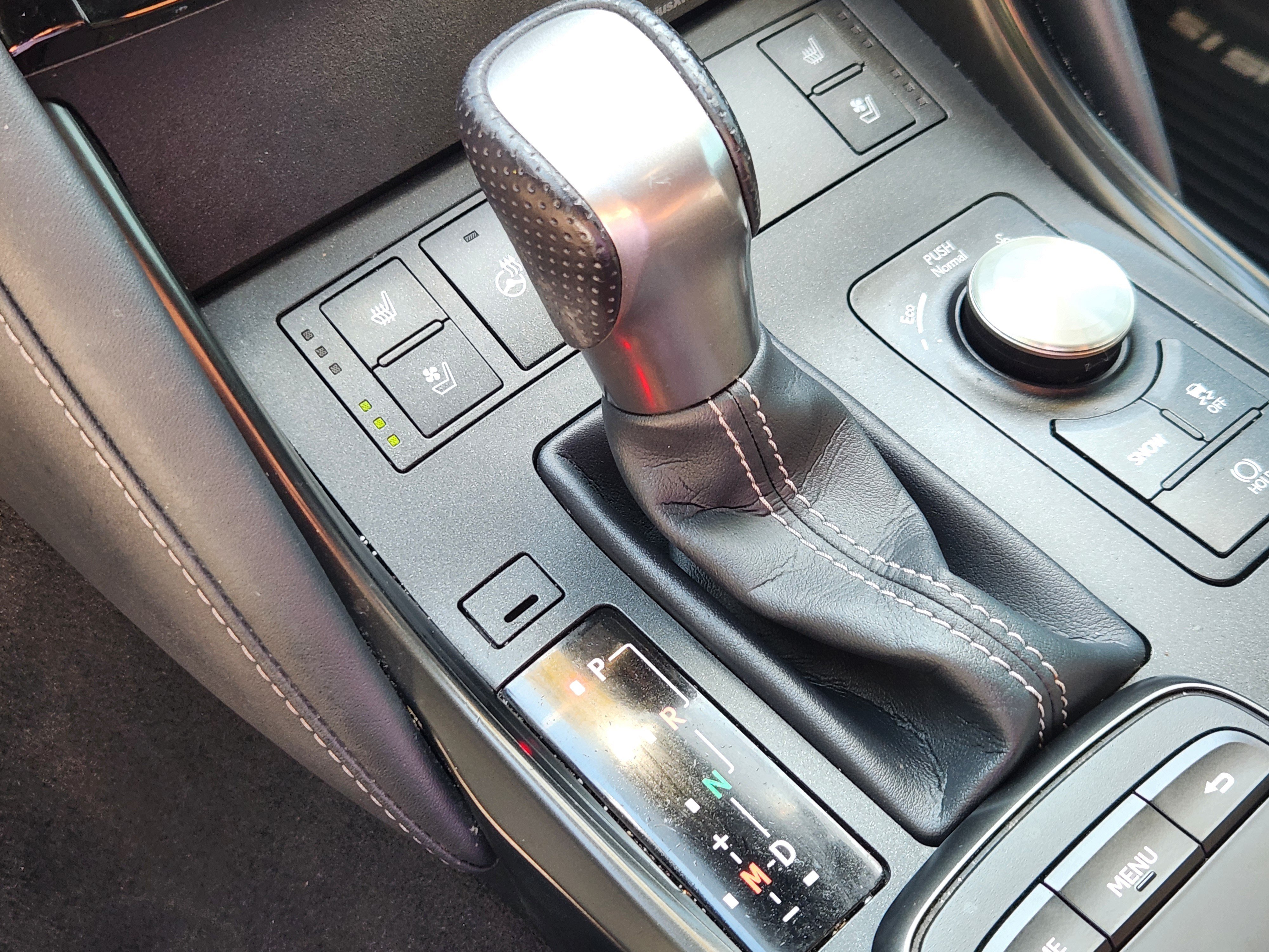 Used 2023 Lexus IS 350 F Sport w/ Memory Package AWD/4WD image 12