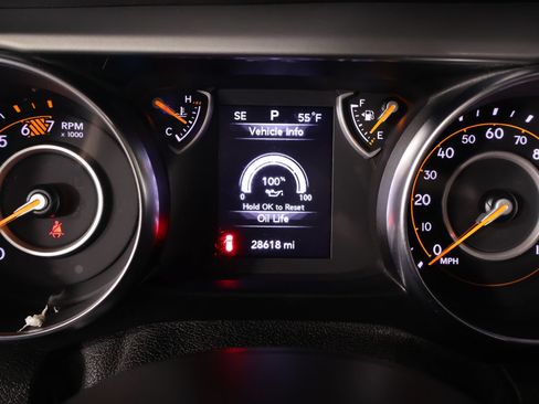 Used 2021 Jeep Wrangler Unlimited Sport AWD/4WD image 4