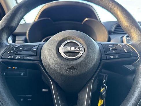 Used 2023 Nissan Versa S w/ S Plus Package image 29