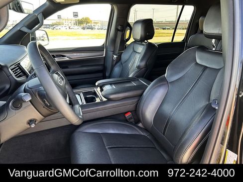 Used 2024 Jeep Wagoneer Series II w/ Flexible Seating Group image 22