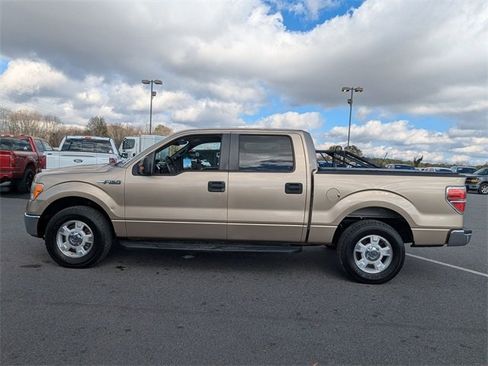 Used 2014 Ford F150 XLT w/ XLT Convenience Package image 6