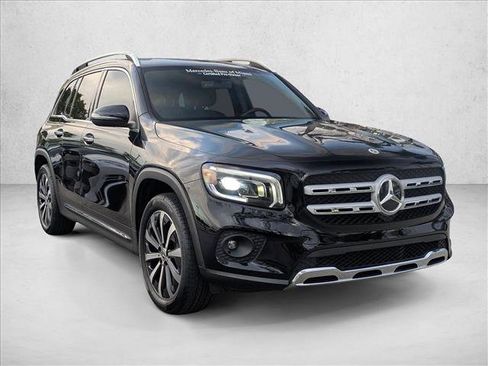 Certified 2022 Mercedes-Benz GLB 250 4MATIC image 3
