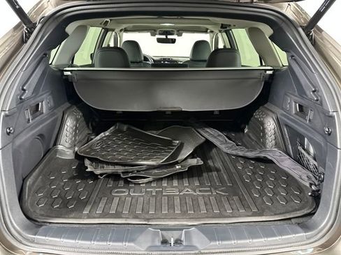 Used 2022 Subaru Outback Limited XT image 26