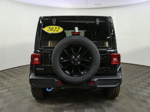 Used 2022 Jeep Wrangler Unlimited Sahara w/ Cold Weather Group image 10