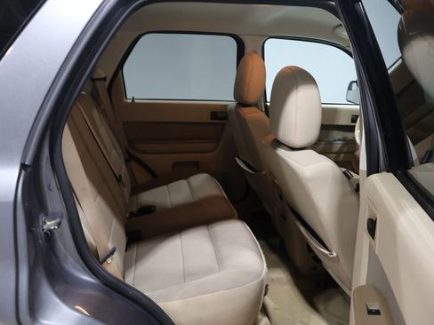 Used 2010 Ford Escape XLT image 20
