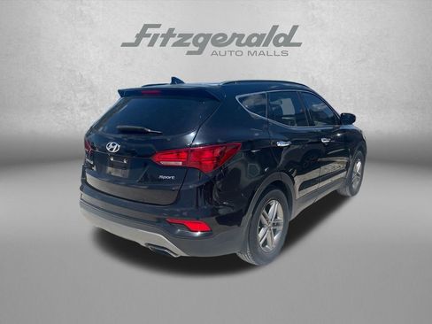 Used 2017 Hyundai Santa Fe Sport FWD image 4