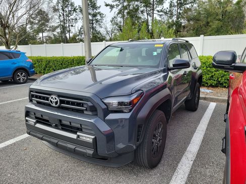 Used 2025 Toyota 4Runner SR5 image 1