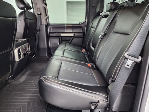 Used 2021 Ford F350 Lariat image 9