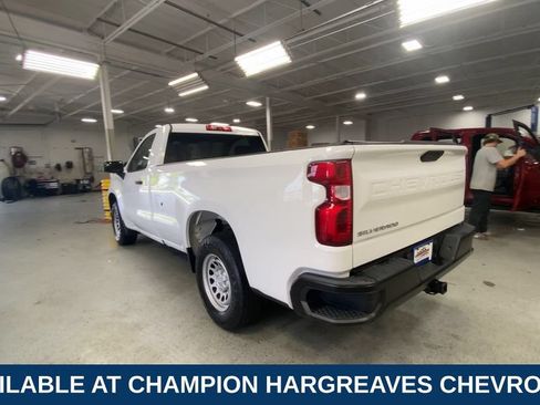 Used 2022 Chevrolet Silverado 1500 W/T w/ WT Value Package AWD/4WD image 9