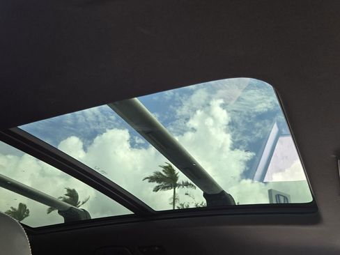 Used 2023 Volkswagen Atlas Cross Sport SEL R-Line image 19