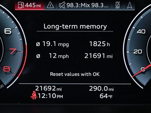 Used 2024 Audi Q3 2.0T Premium w/ Convenience Package image 12