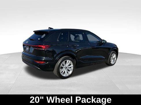 Used 2025 Audi Q6 e-tron Premium w/ Convenience Package RWD image 5