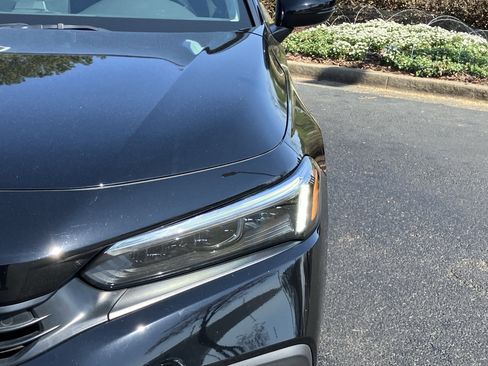 Used 2024 Honda Civic Touring image 5