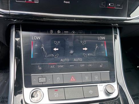 Used 2022 Audi Q7 2.0T Premium w/ Convenience Package AWD/4WD image 24