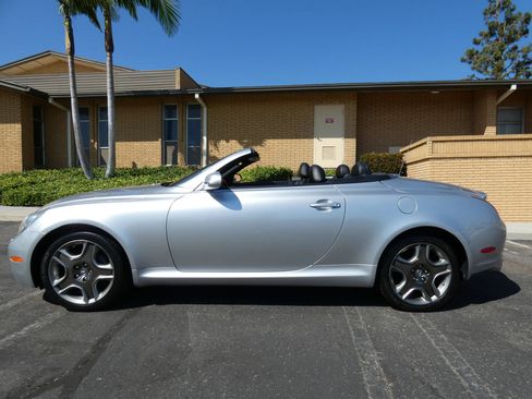 Used 2006 Lexus SC 430 Convertible RWD image 14