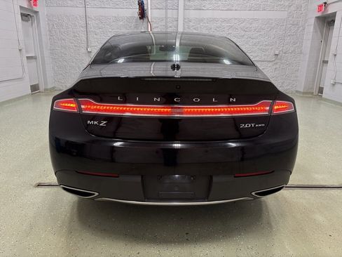 Used 2019 Lincoln MKZ Reserve image 4
