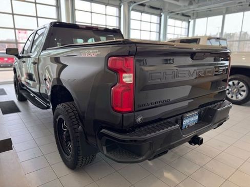 Certified 2022 Chevrolet Silverado 1500 Custom Trail Boss w/ Midnight Edition AWD/4WD image 29