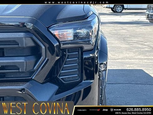 Used 2024 Toyota Tacoma SR5 RWD image 13