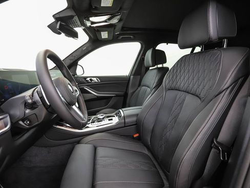 New 2026 BMW X5 xDrive40i w/ Executive Package AWD/4WD image 11