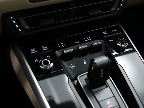 Certified 2021 Porsche 911 Turbo S image 23