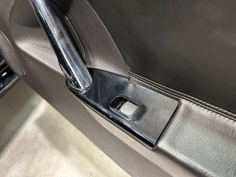 Used 2009 Saturn Sky Red Line image 11