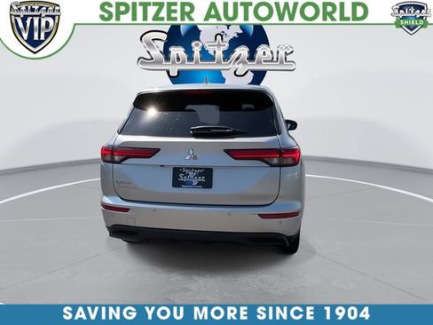 Used 2023 Mitsubishi Outlander SE FWD image 8