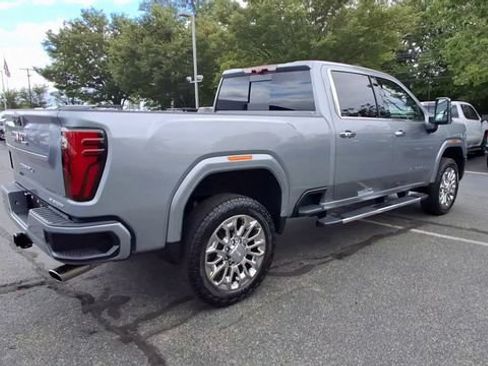 Certified 2026 GMC Sierra 3500 Denali w/ Technology Package AWD/4WD image 8
