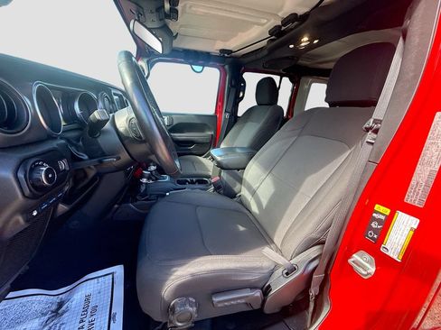 Used 2023 Jeep Wrangler Unlimited w/ Cold Weather Group AWD/4WD image 23