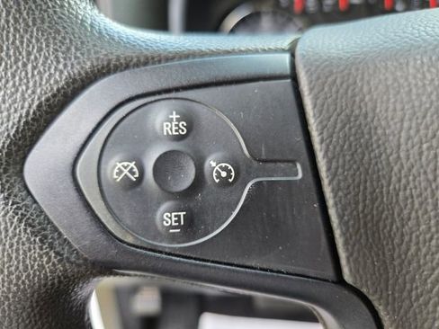 Used 2019 Chevrolet Silverado 1500 W/T AWD/4WD image 33