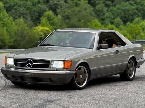 Used 1989 Mercedes-Benz 560 SEC image 1