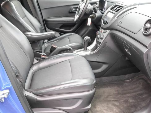 Used 2015 Chevrolet Trax LT w/ LT Plus Package image 36