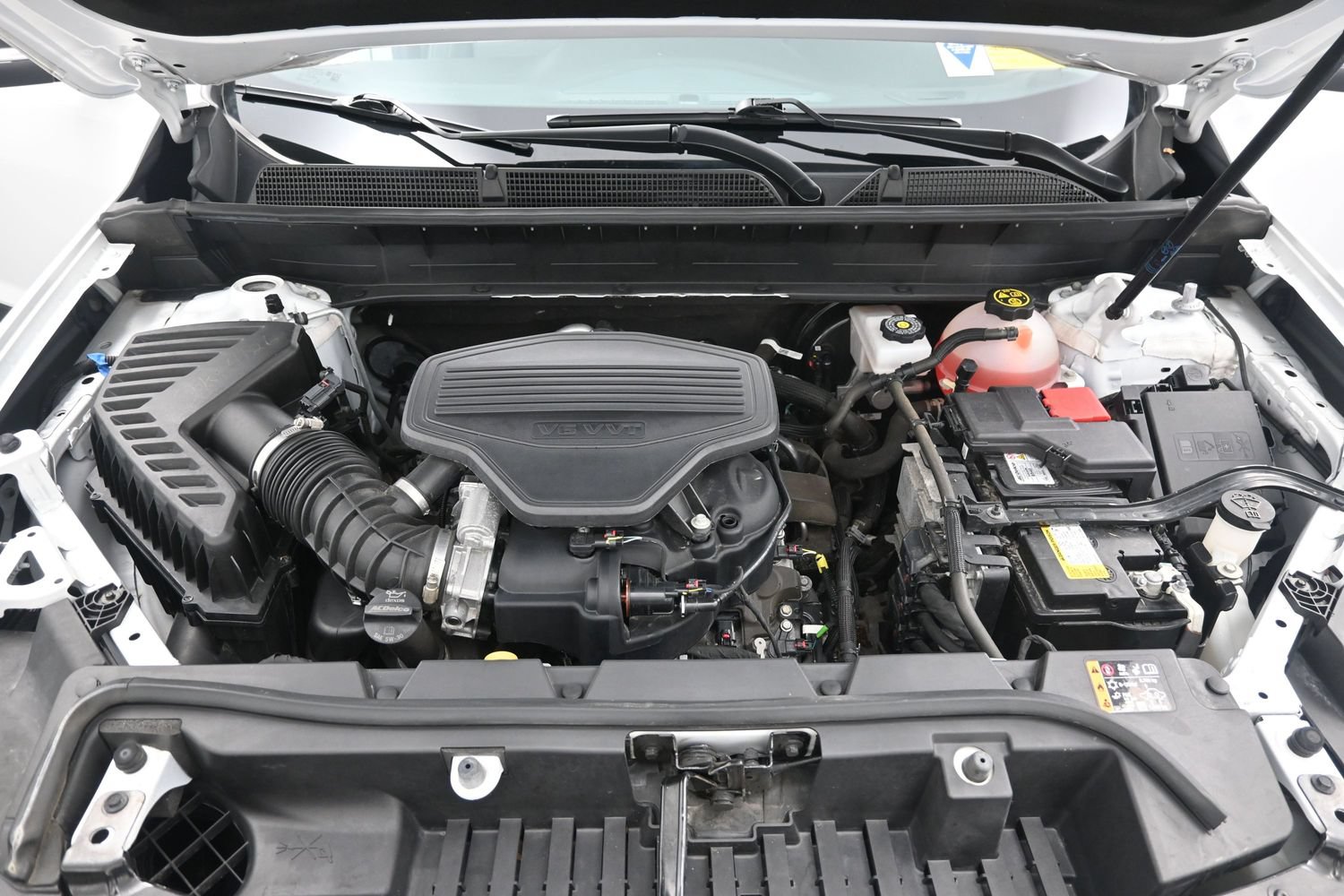 Used 2023 GMC Acadia SLT w/ Elevation Edition AWD/4WD image 29
