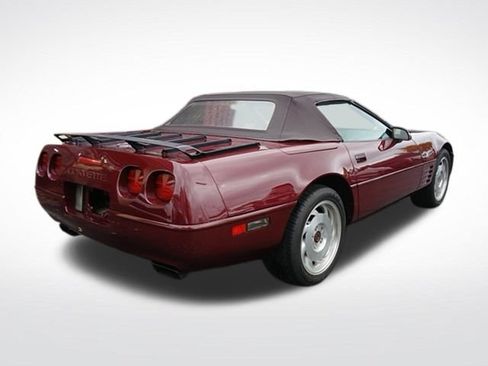 Used 1993 Chevrolet Corvette Convertible RWD image 6
